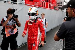 Sebastian Vettel, Ferrari revient en marchant après son crash