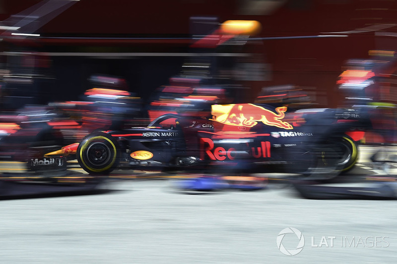 Пит-стоп: Макс Ферстаппен, Red Bull Racing RB14