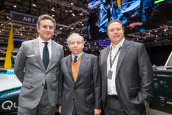 Alejandro Agag, CEO de Fórmula E, Jean Todt, presidente de la FIA y Zak Brown