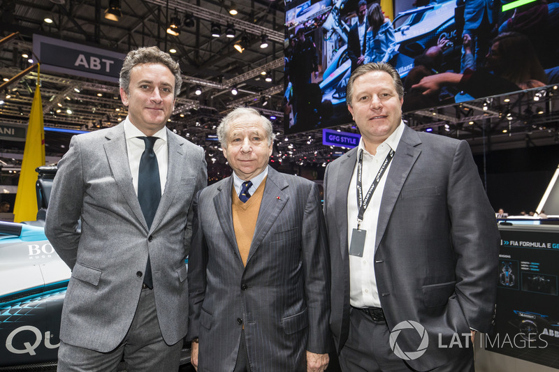 Alejandro Agag, CEO de Fórmula E, Jean Todt, presidente de la FIA y Zak Brown
