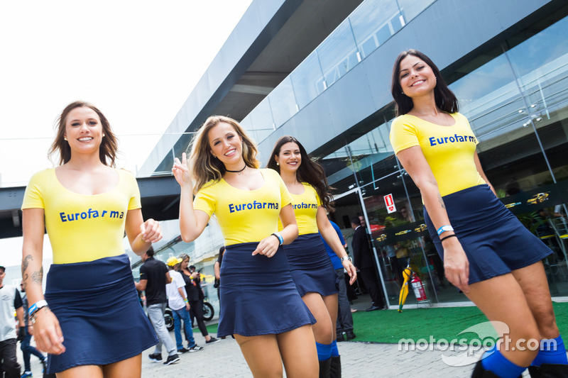 Chicas de la parrilla