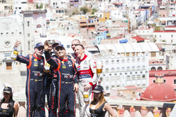 Podium: Ganador, Sébastien Ogier, Julien Ingrassia, M-Sport Ford WRT Ford Fiesta WRC, segundo, Dani Sordo, Carlos Del Barrio, Hyundai Motorsport Hyundai i20 Coupe WRC, tercero, Kris Meeke, Paul Nagle, Citroën World Rally Team Citroën C3 WRC