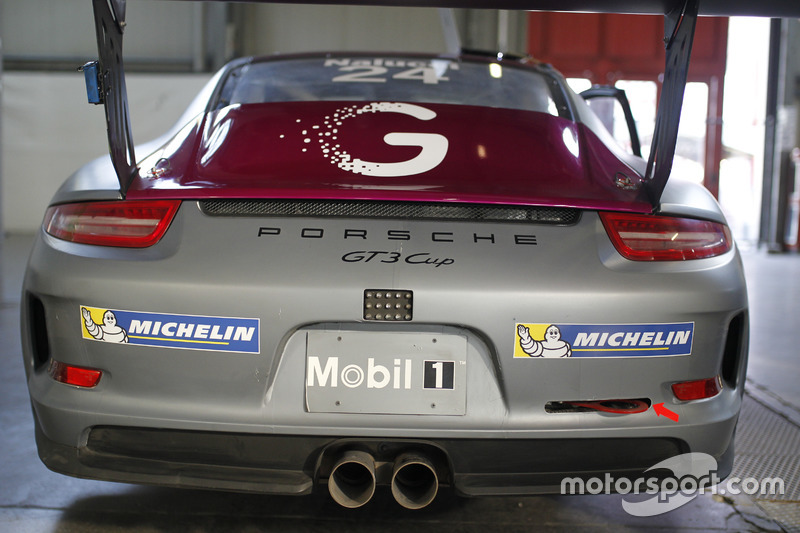 La Porsche 911 GT3 Cup di Fabio Nalucci nel Paddock