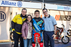 Marc Marquez avec des fans