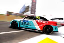 Tom Kristensen with the Audi RS3 LMS of Gordon Shedden