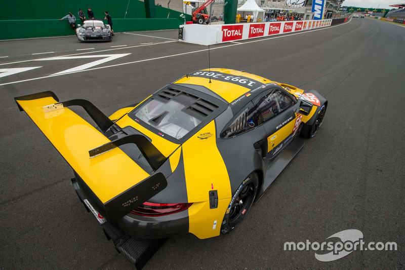 #56 Team Project 1 Porsche 911 RSR