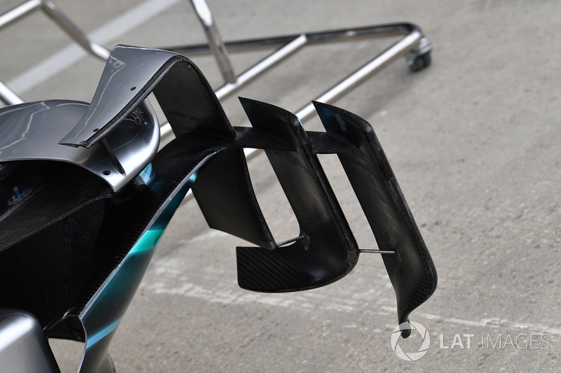 Mercedes-AMG F1 W09 bargeboard