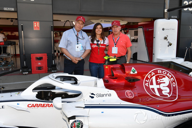 Tatiana Calderon, pilote d'essais de Sauber avec Oscar Fangio, et Ruben Fangio