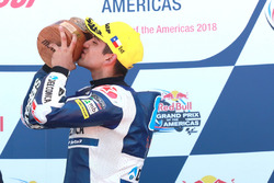 Jorge Martin, Del Conca Gresini Racing Moto3, fête sa victoire sur le podium