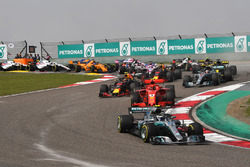 Старт гонки: Валттери Боттас, Mercedes AMG F1 W09