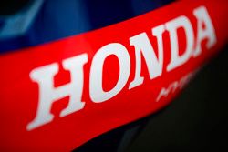 Un logo Honda sur la Toro Rosso STR13