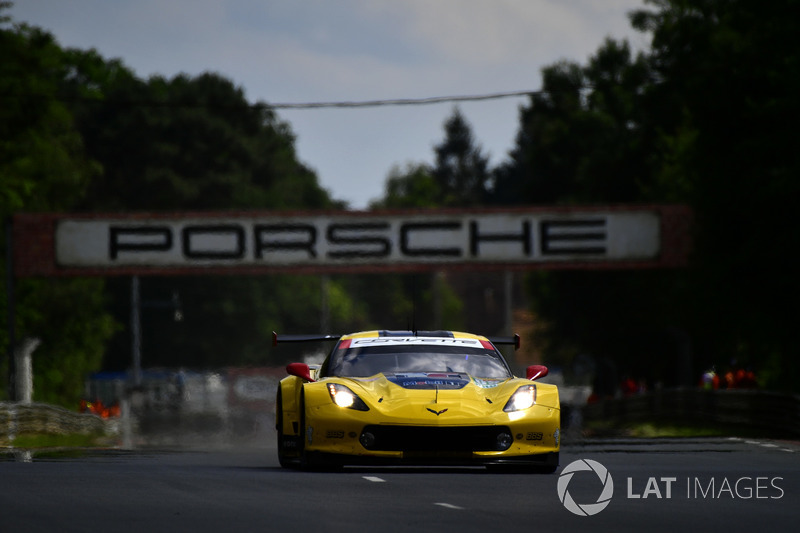 #63 Corvette Racing Chevrolet Corvette C7.R: Jan Magnussen, Antonio Garcia, Mike Rockenfeller