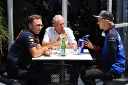 Christian Horner, Dr Helmut Marko, Red Bull Motorsport Consultant en Brendon Hartley, Scuderia Toro Rosso