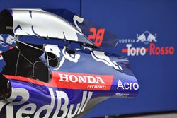 Кожух двигателя Scuderia Toro Rosso STR13