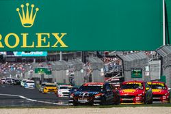 Scott Pye, Walkinshaw Andretti United Holden, leads Fabian Coulthard, DJR Team Penske Ford, and Scott McLaughlin, DJR Team Penske Ford