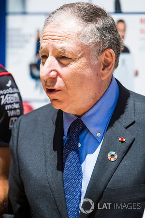 Jean Todt dans l'E-Village avec Jose Maria Lopez, Dragon Racing. & Lucas di Grassi, Audi Sport ABT Schaeffler