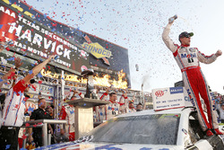 1. Kevin Harvick, Stewart-Haas Racing Ford