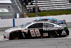 Dale Earnhardt Jr., Hendrick Motorsports Chevrolet pace lap