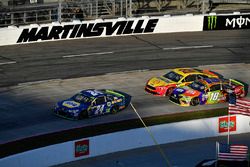 Chase Elliott, Hendrick Motorsports Chevrolet, Joey Logano, Team Penske Ford, Kyle Busch, Joe Gibbs Racing Toyota