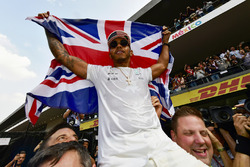 2017 World Champion Lewis Hamilton, Mercedes AMG F1