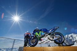 The 2016 Yamaha YZR-M1s of Jorge Lorenzo and Valentino Rossi, Yamaha Factory Racing