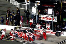 Pit stop Greg Biffle, Roush Fenway Racing Ford