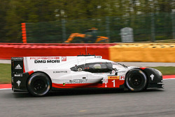 #1 Porsche Team Porsche 919 Hybrid: Neel Jani, Andre Lotterer, Nick Tandy