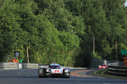 №2 Porsche Team, Porsche 919 Hybrid: Брендон Хартли, Эрл Бамбер, Тимо Бернхард