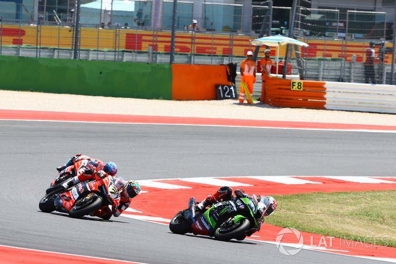 Jonathan Rea, Kawasaki Racing, Chaz Davies, Ducati Team