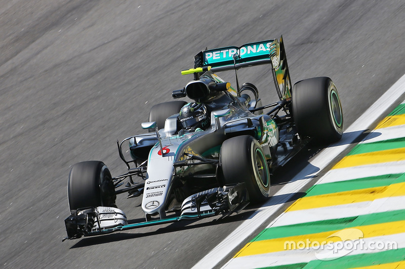 2016: Mercedes F1 W07