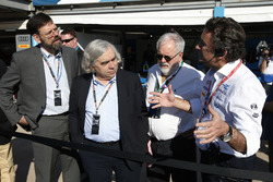 Alejandro Agag, CEO, Formula E Holdings, con Ernest Jeffrey Moniz, Segretario dell'Energia degli Stati Uniti