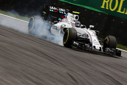 Valtteri Bottas, Williams FW38 bloque une roue au freinage