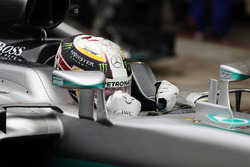 Race winner Lewis Hamilton, Mercedes AMG F1 W07 Hybrid celebrates in parc ferme