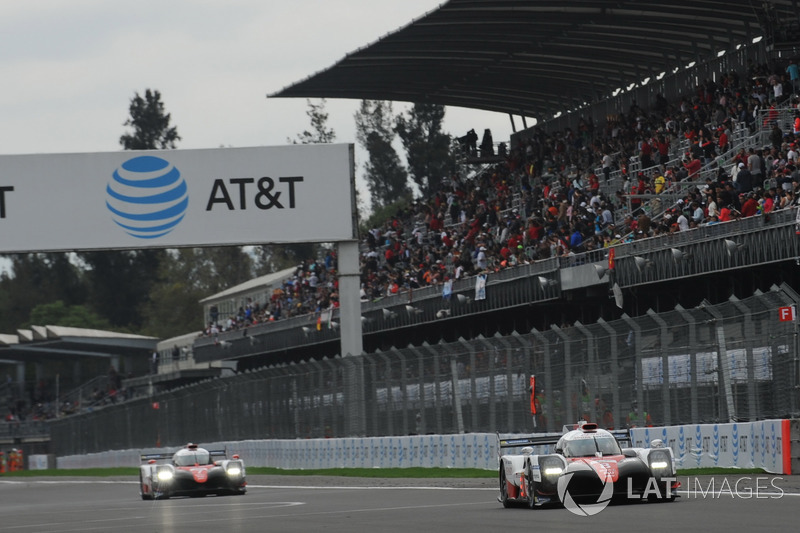 #8 Toyota Gazoo Racing Toyota TS050 Hybrid: Anthony Davidson, Sébastien Buemi, Kazuki Nakajima