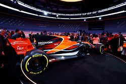 The McLaren MCL32