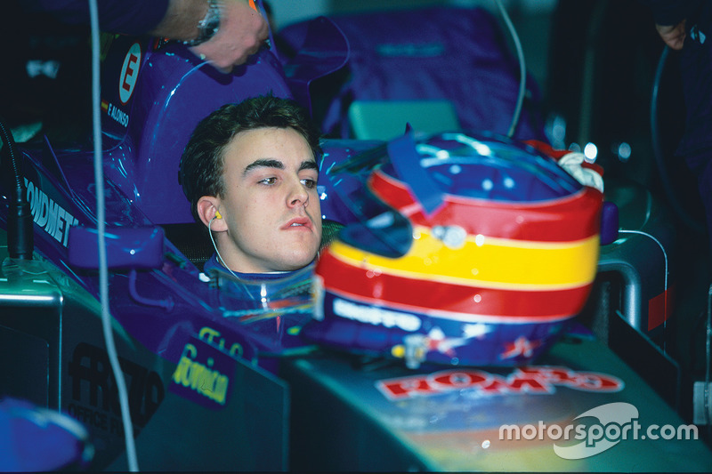 Фернандо Алонсо, Minardi M01