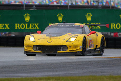 #4 Corvette Racing Chevrolet Corvette C7.R: Oliver Gavin, Tommy Milner, Marcel Fässler