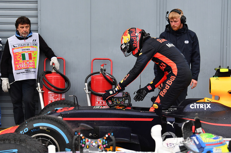 Max Verstappen, Red Bull Racing RB13 in parc ferme