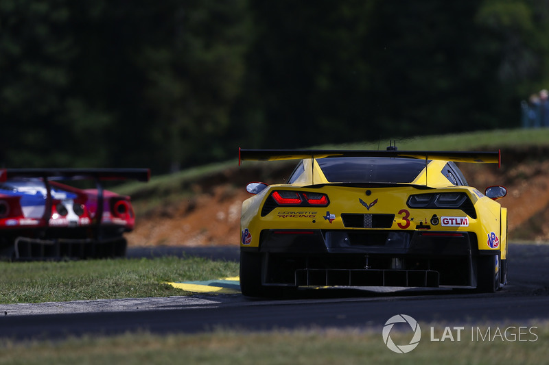 #3 Corvette Racing Chevrolet Corvette C7.R: Antonio Garcia, Jan Magnussen