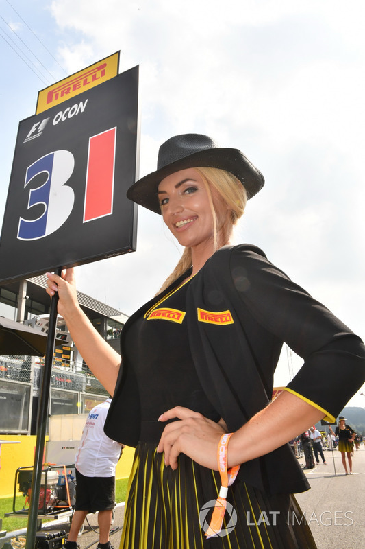 Grid girl