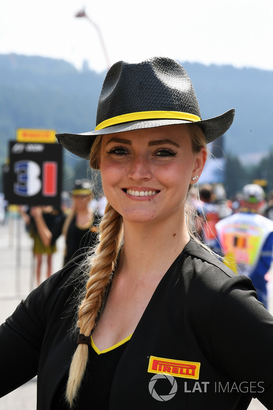 Grid girl