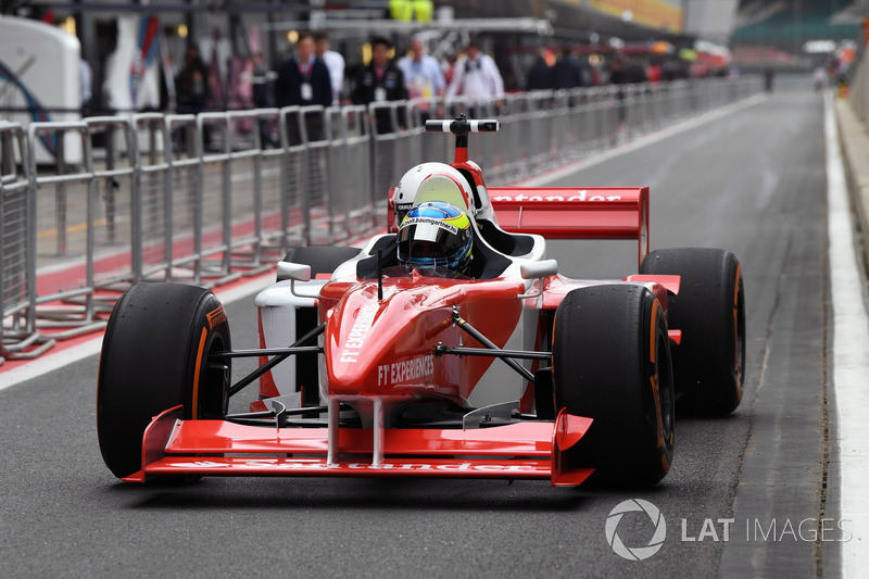 Zsolt Baumgartner, F1 Experiences 2-Seater driver