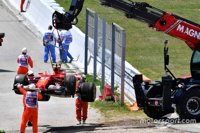 Kimi Raikkonen - 11 abandonos en la primera vuelta