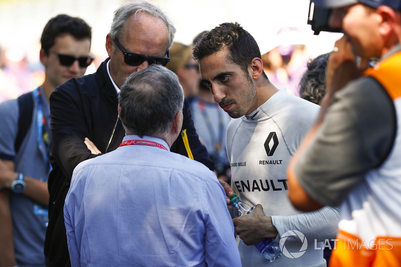 Presidente de la FIA Jean Todt habla con Sébastien Buemi, Renault e.Dams