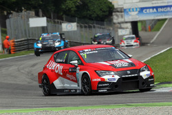 Hugo Valente, Lukoil Craft-Bamboo Racing, SEAT León TCR