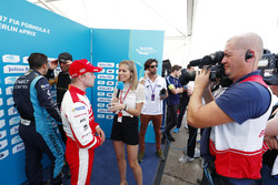 Felix Rosenqvist, Mahindra Racing, talks with Nicki Shields after taking Pole Position