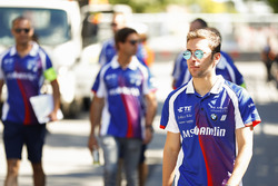 Antonio Felix da Costa, Amlin Andretti Formula E Team, cammina lungo il circuito