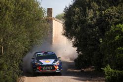 Thierry Neuville, Nicolas Gilsoul, Hyundai i20 WRC, Hyundai Motorsport