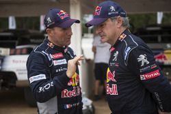 Stephane Peterhansel, Carlos Sainz, Peugeot Sport