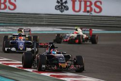 Daniil Kvyat, Scuderia Toro Rosso STR11